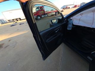 2022 GMC Terrain FWD SLE - Driver's Front Door Image